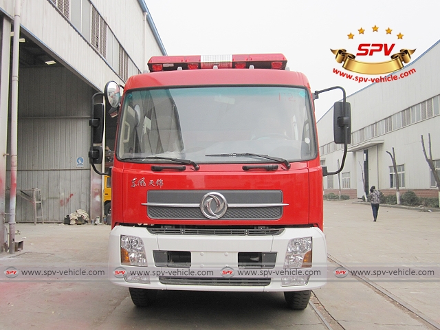 Front view of Fire fighting truck Dongfeng